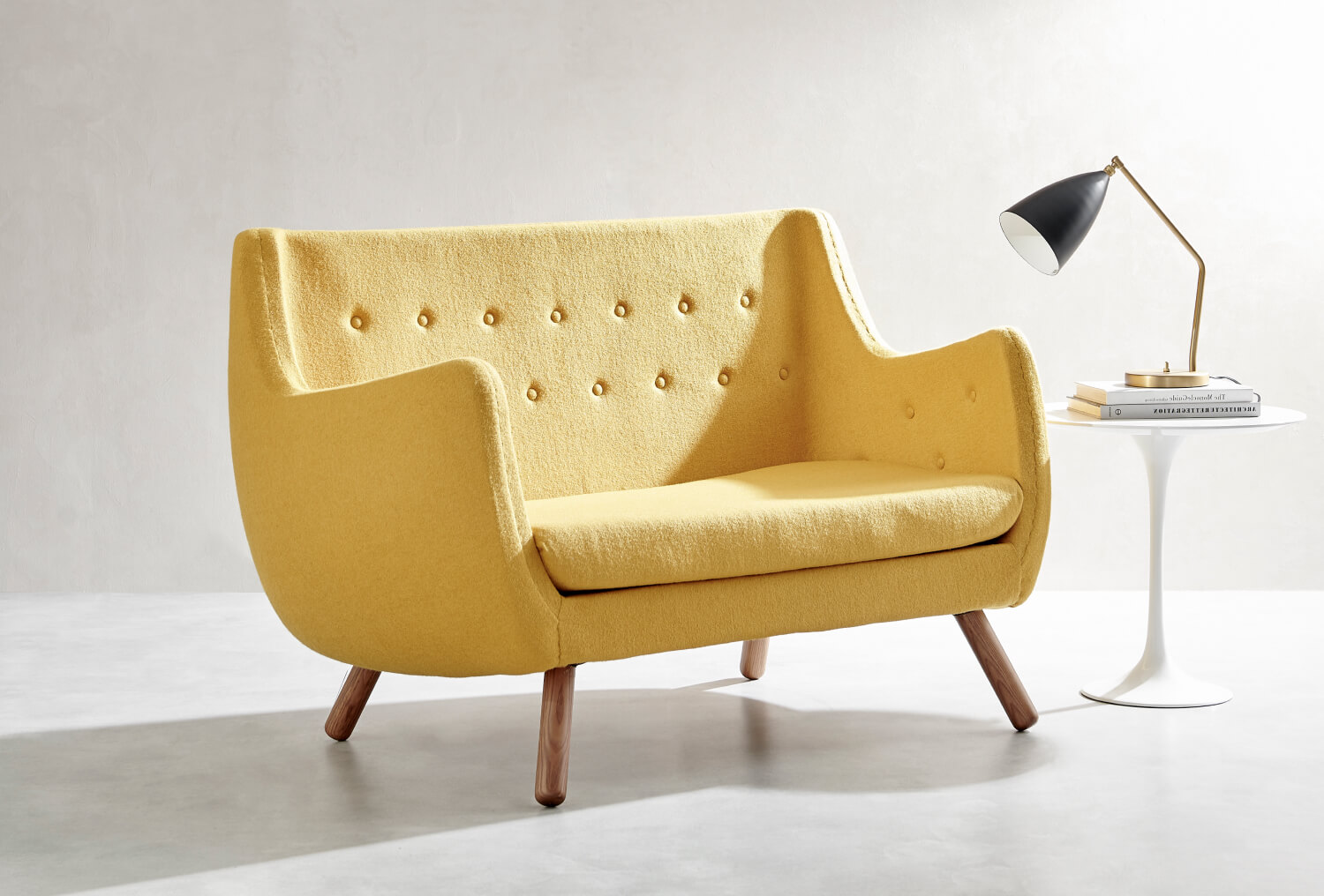 How to Incorporate Bold Colors in a Mid-Century Modern Home